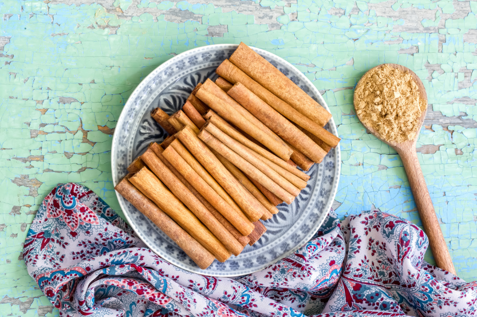 Does cinnamon help with acid reflux?
