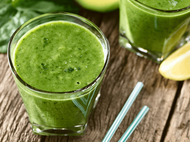 Halloween treats for heart health: green smoothie